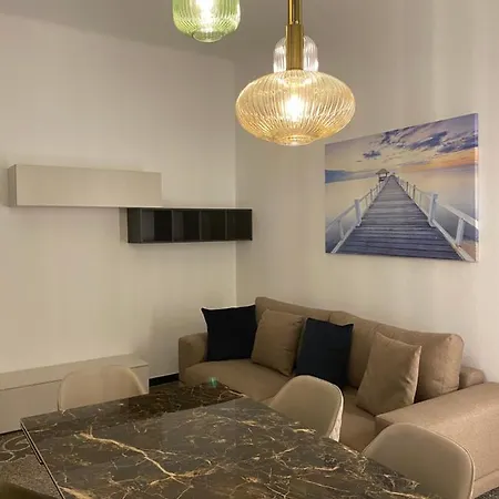 Daire Casa Genovese, Splendido In Centro A