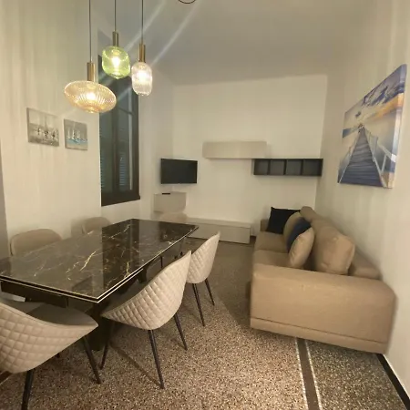 Apartment Casa Genovese, Splendido In Centro A