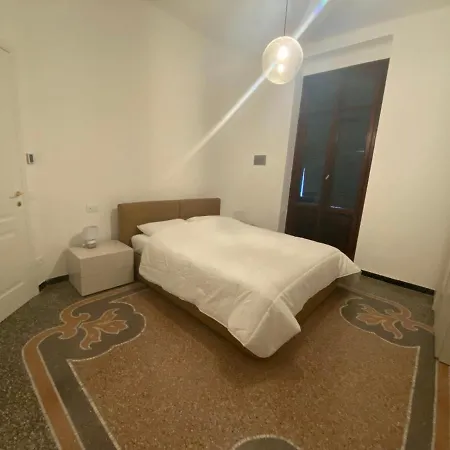 Apartment Casa Genovese, Splendido In Centro A *